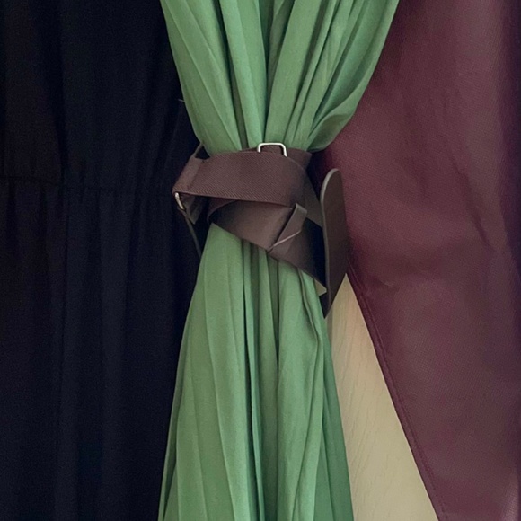 H Halston Heritage - Picture 4 of 4